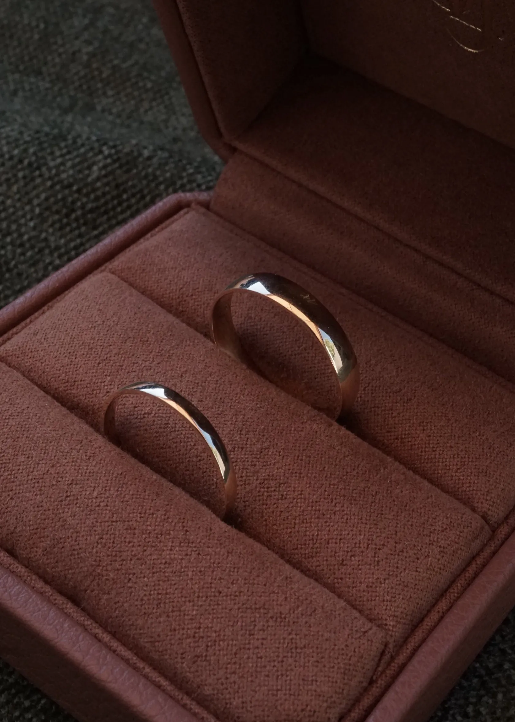 14k Gold Light Weight Medium Plain Band