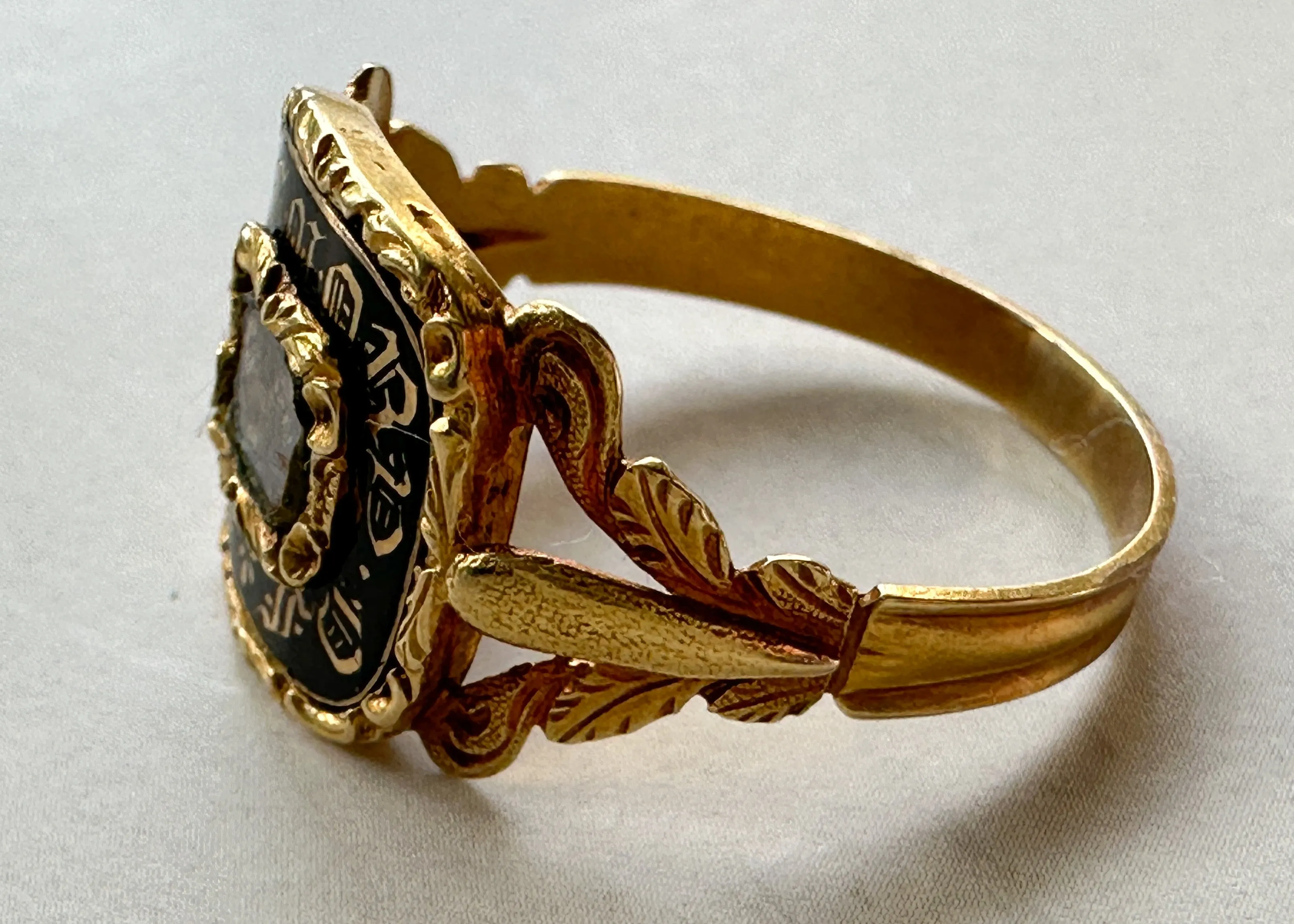 18k Georgian Mourning Ring