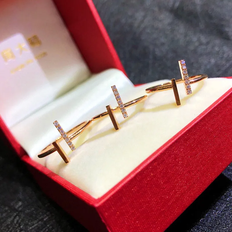 18K Gold Fashion Simple Open Diamond Ring Exclusively Handcrafted 0.057 Carat Natural Diamond (H-F Color, VS1-VS2 Clarity)