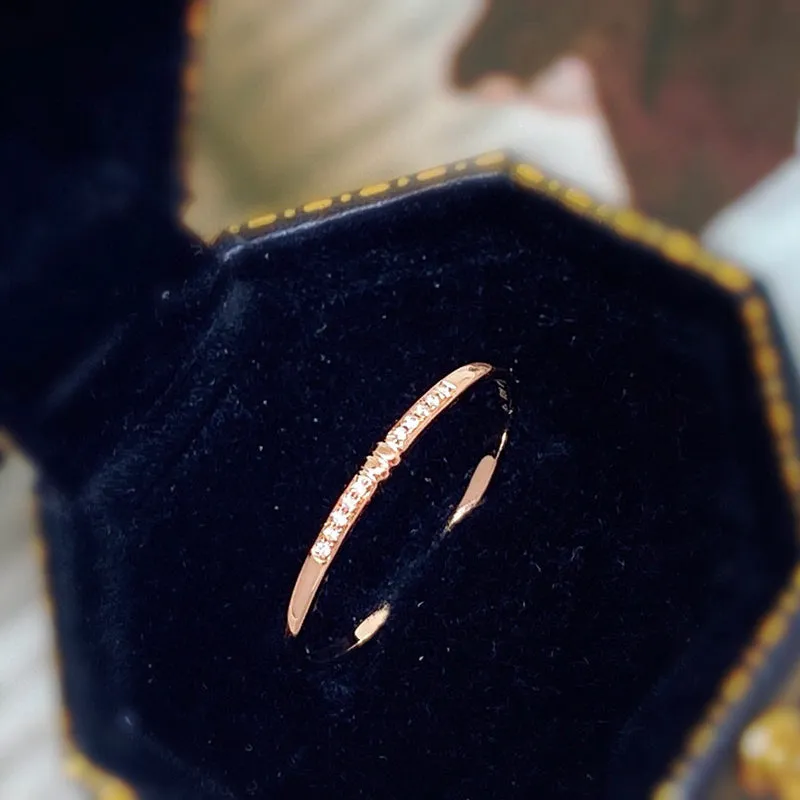 18K Gold Simple Fashion Diamond Ring Exclusively Handcrafted 0.02 Carat Natural Diamond (H-F Color, VS1-VS2 Clarity)