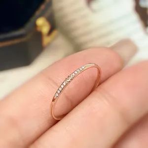 18K Gold Simple Fashion Diamond Ring Exclusively Handcrafted 0.02 Carat Natural Diamond (H-F Color, VS1-VS2 Clarity)