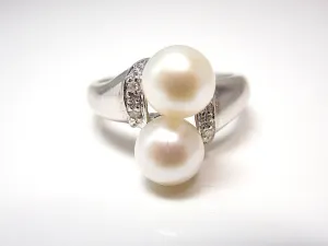 1960's Vintage Double Pearl Ring - White Gold - Diamond