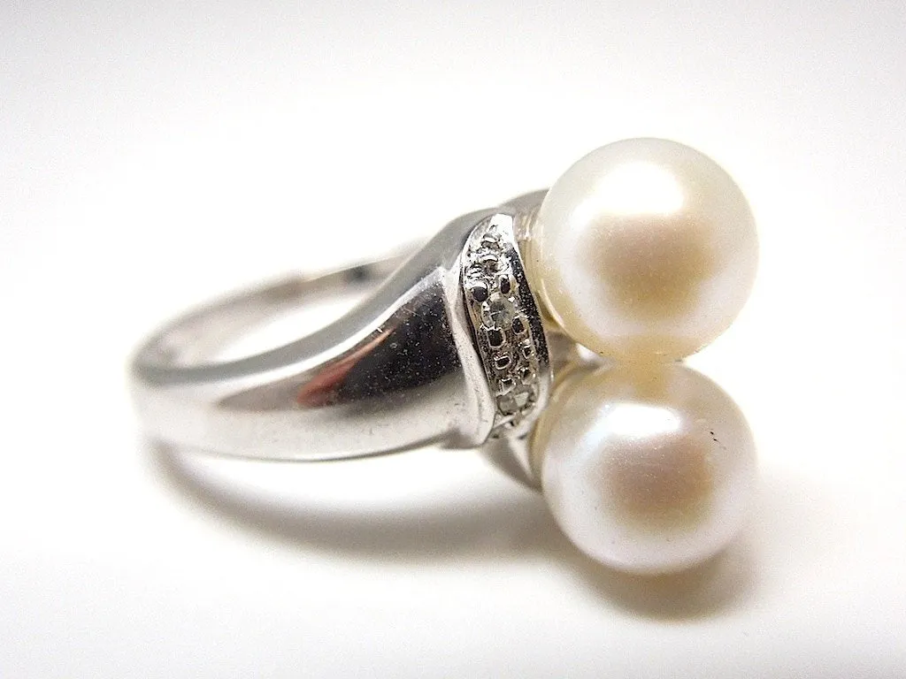 1960's Vintage Double Pearl Ring - White Gold - Diamond