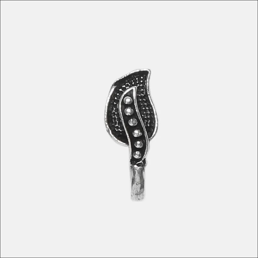 Adair Leaf Nose Pin