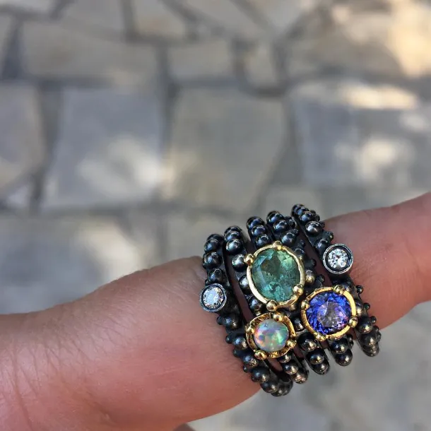BOHEME MINI DELPH OPAL RING