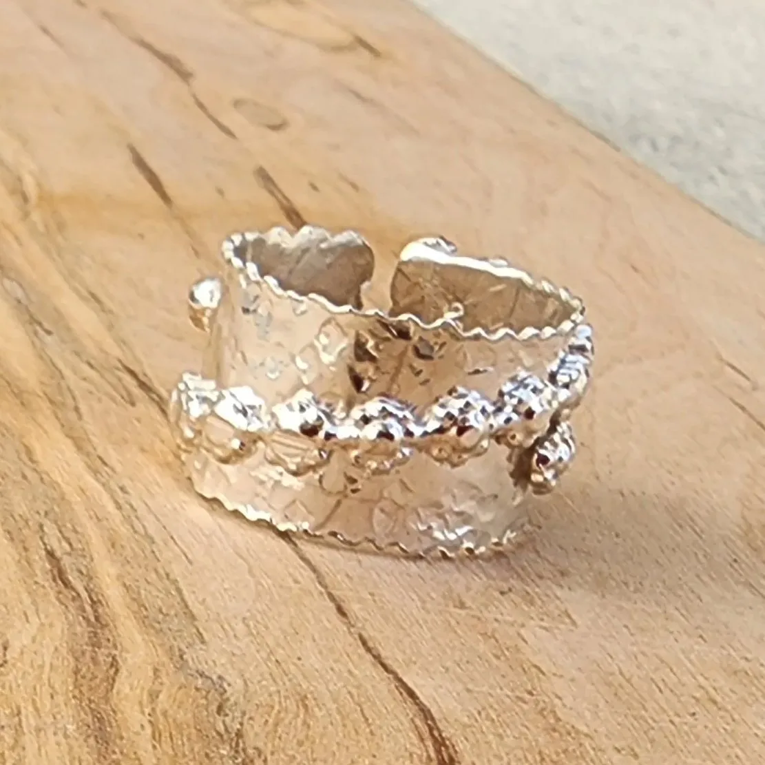 Bold Handcrafted .925 Sterling Silver Hammered Statement Ring – Copper Heart & Swarovski Rhinestone