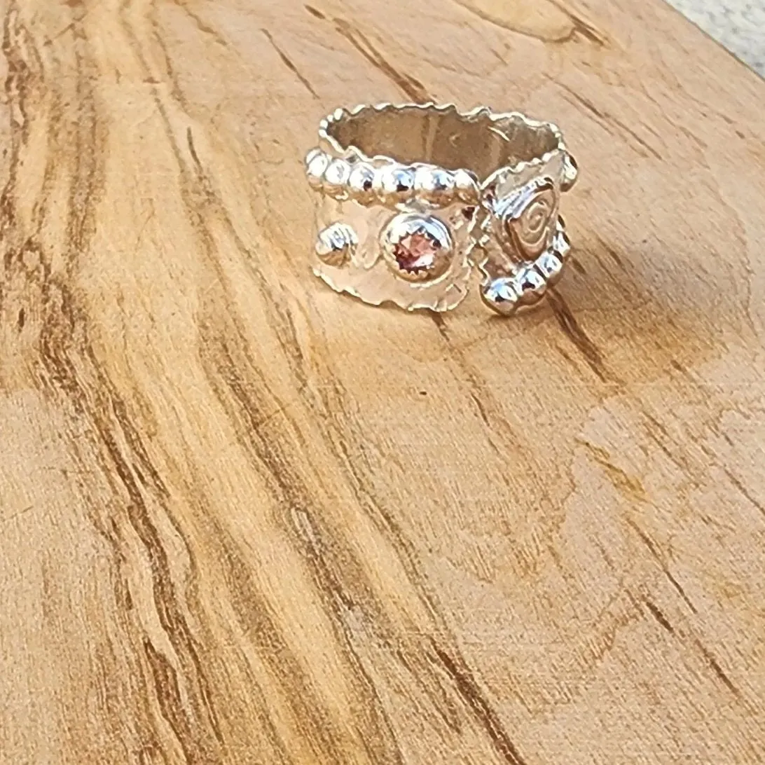 Bold Handcrafted .925 Sterling Silver Hammered Statement Ring – Copper Heart & Swarovski Rhinestone