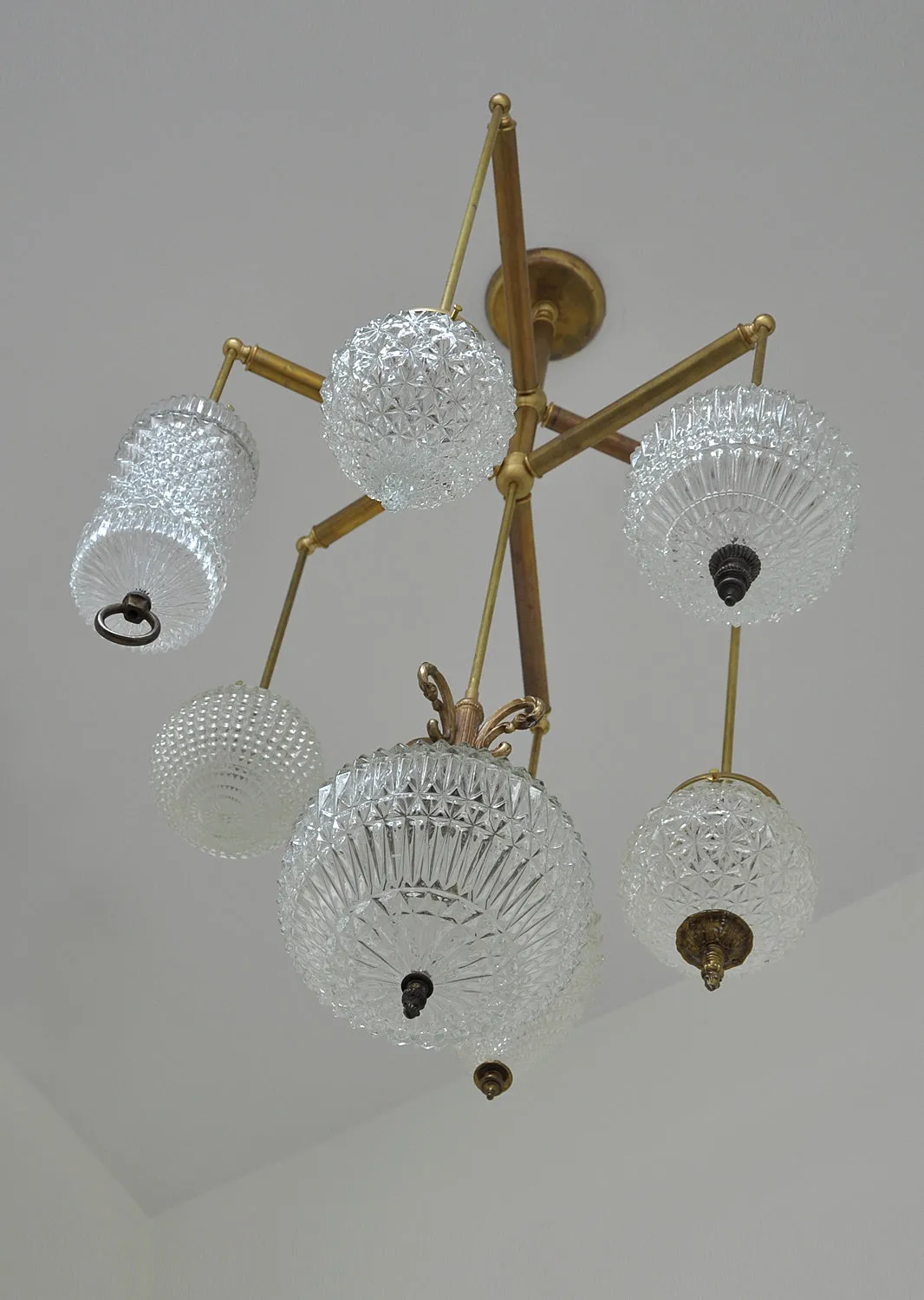 Brilliant Chandelier - 7 Arm