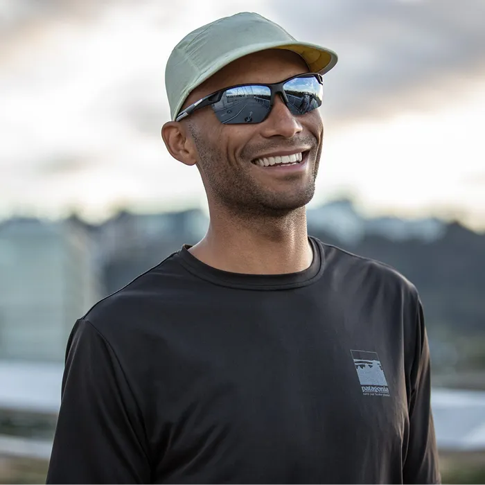 Contender - Matte Black   Polarized Silver Mirror Lens