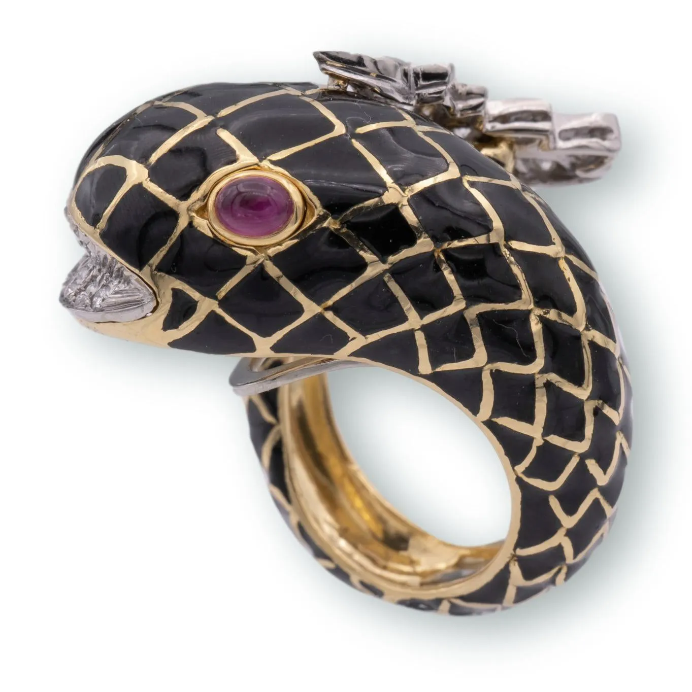 David Webb Diamond Fish Cocktail Ring Platinum 18K Yellow Gold Ruby Eyes Black Enamel