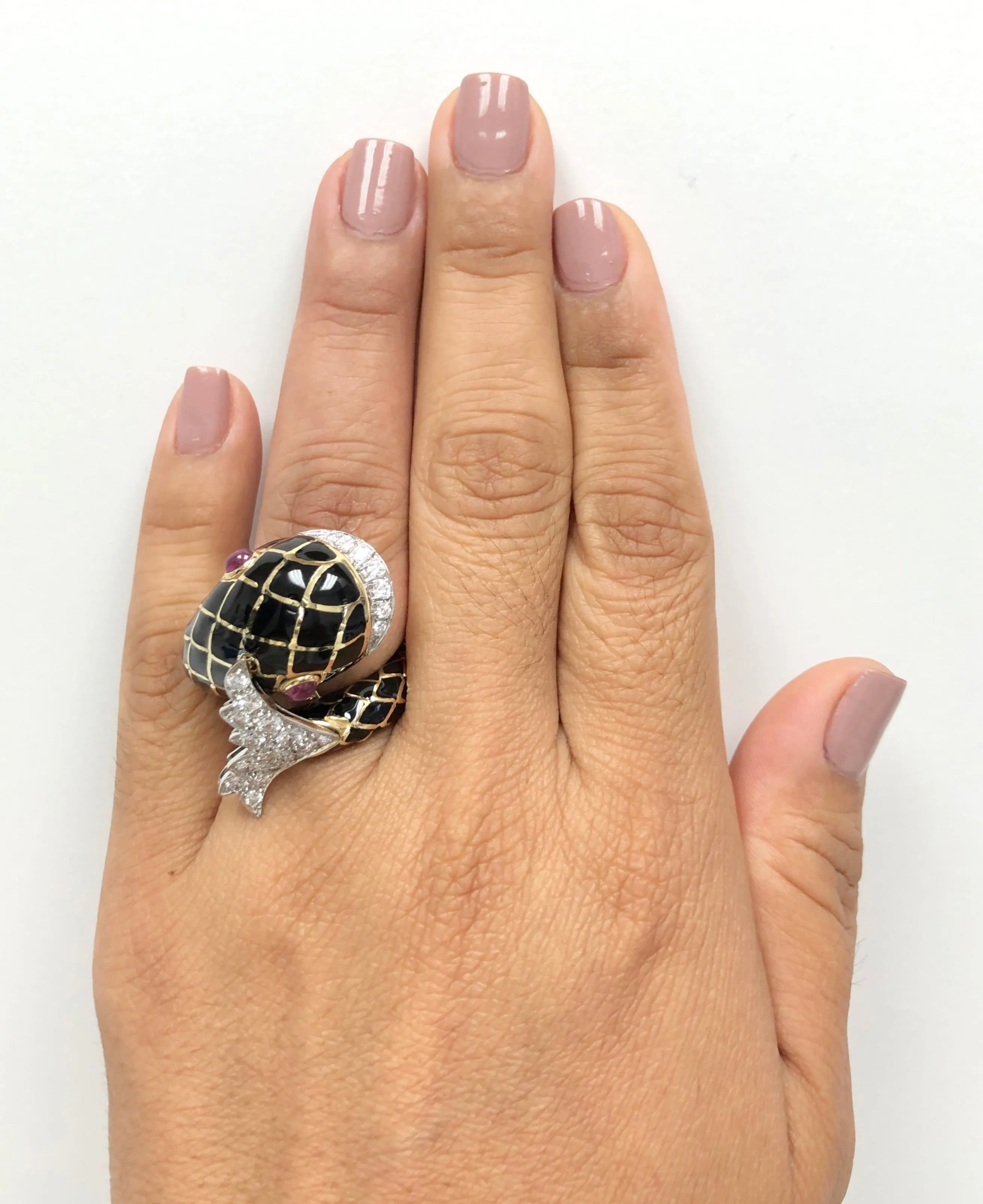 David Webb Diamond Fish Cocktail Ring Platinum 18K Yellow Gold Ruby Eyes Black Enamel