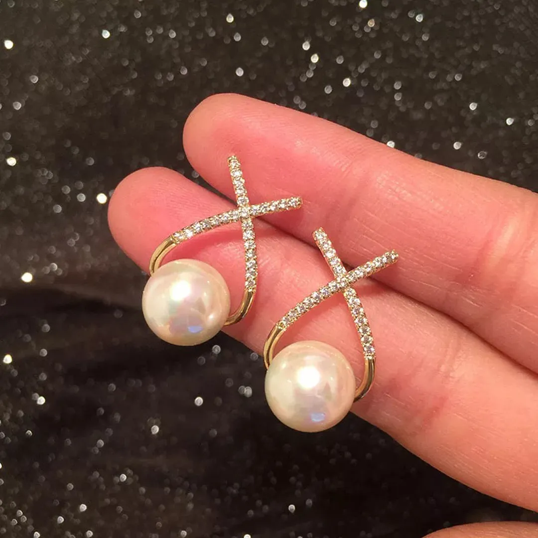 Diamond and Pearl Stud Korean Earrings 2 Pcs/Set