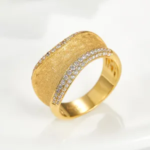 Diamond Pave Hammered Texture Curved Ring