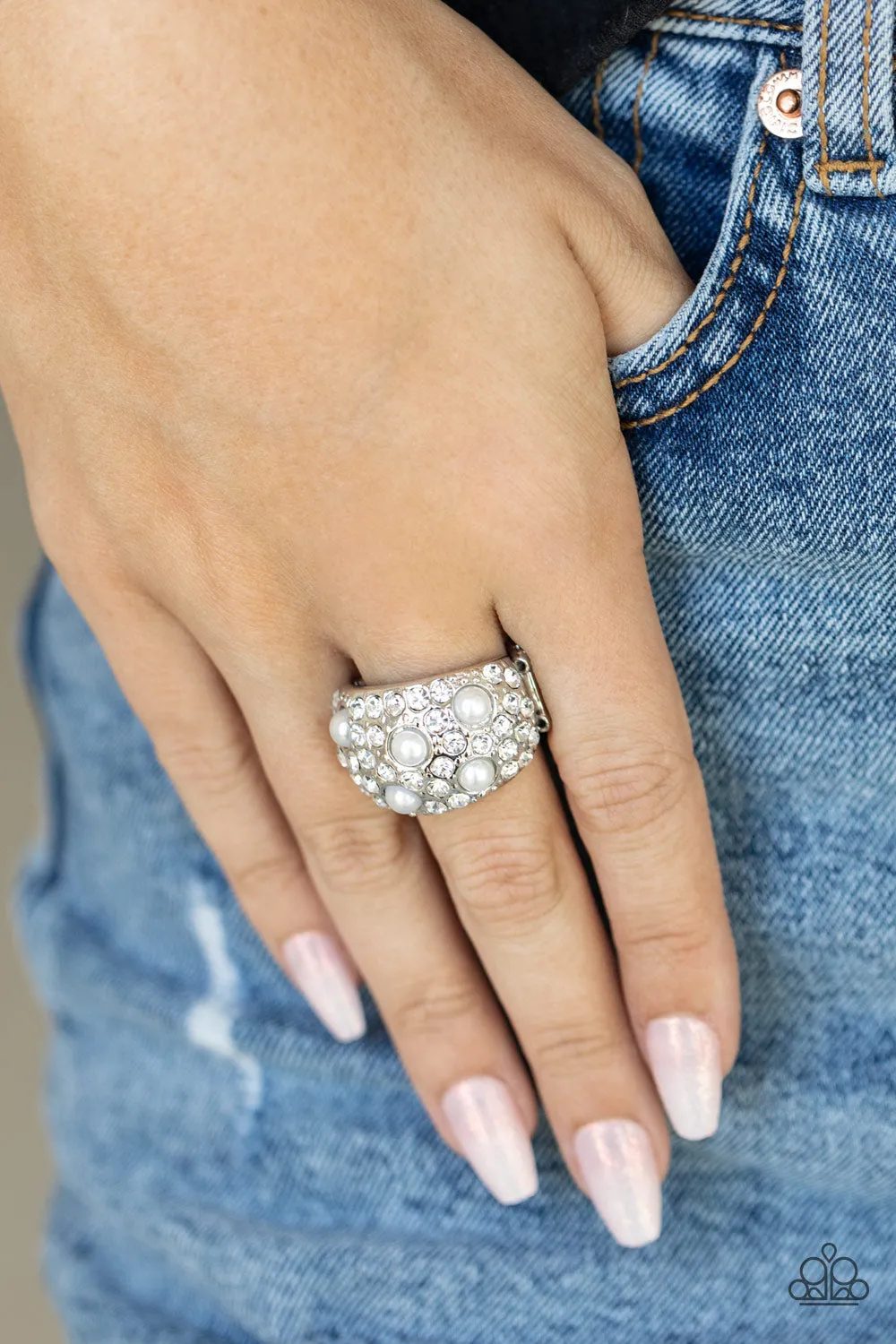 Gatsby's Girl - White Ring