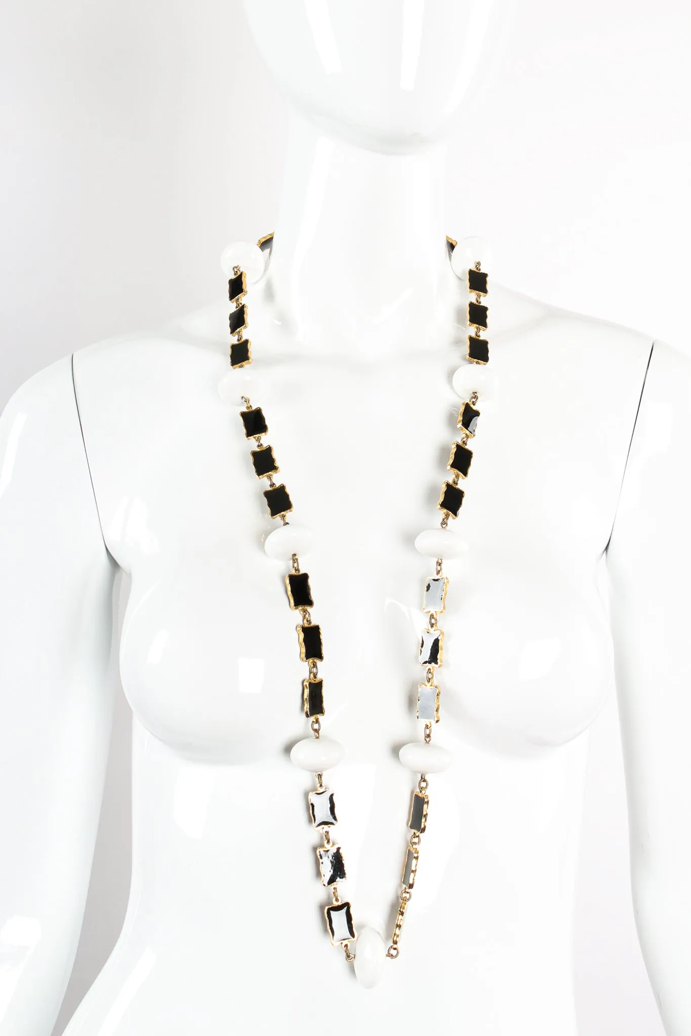 Glass Saucer & Enamel Link Necklace