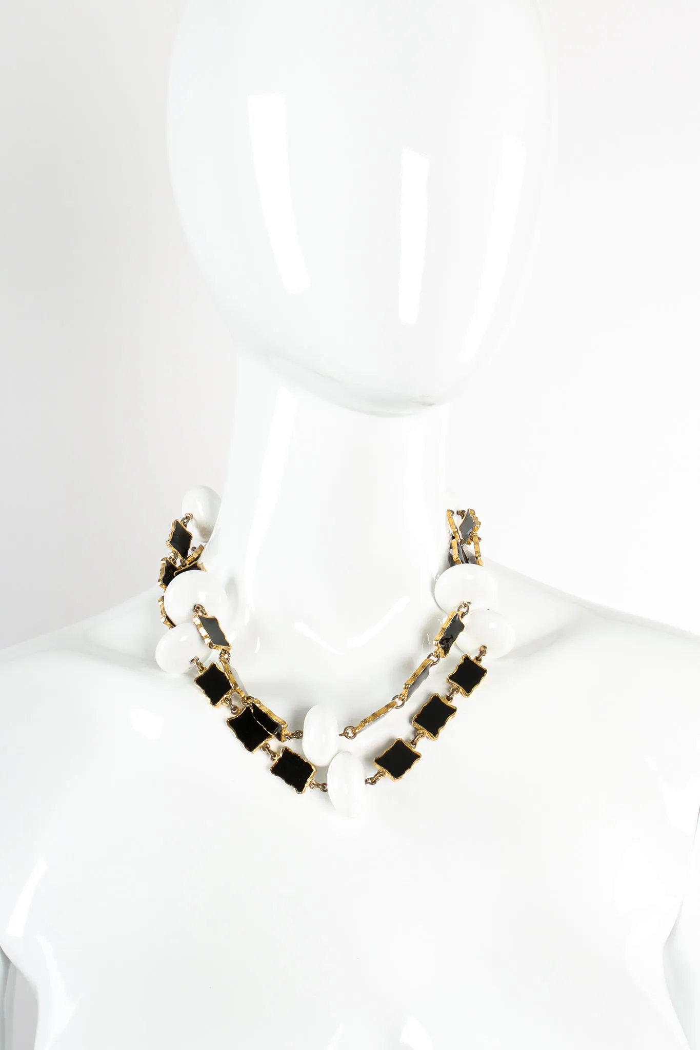 Glass Saucer & Enamel Link Necklace