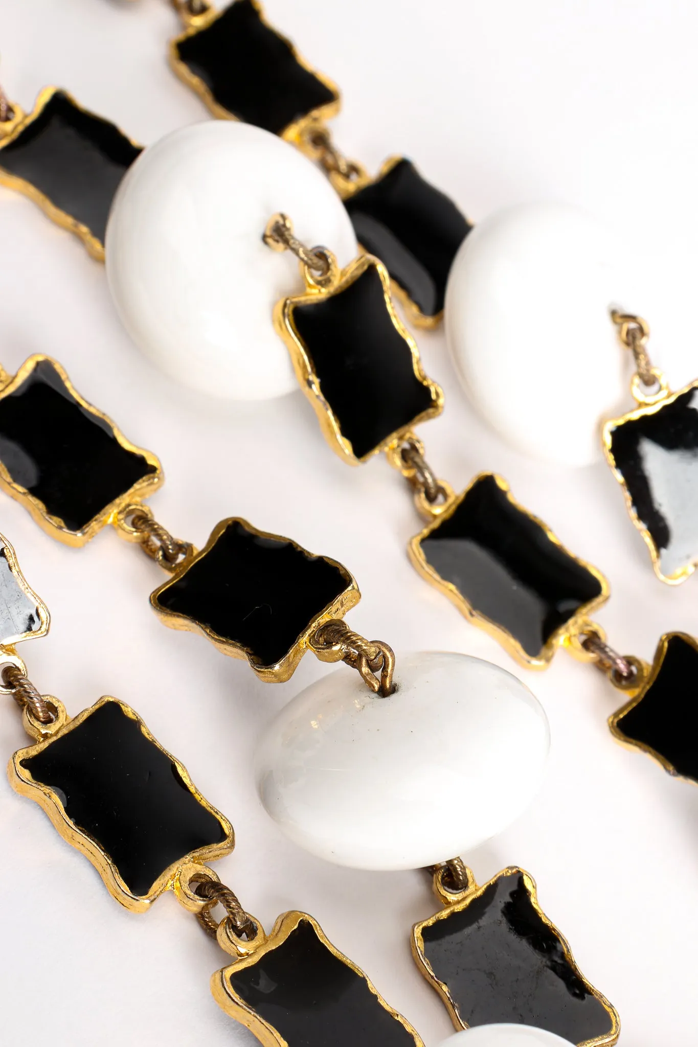 Glass Saucer & Enamel Link Necklace