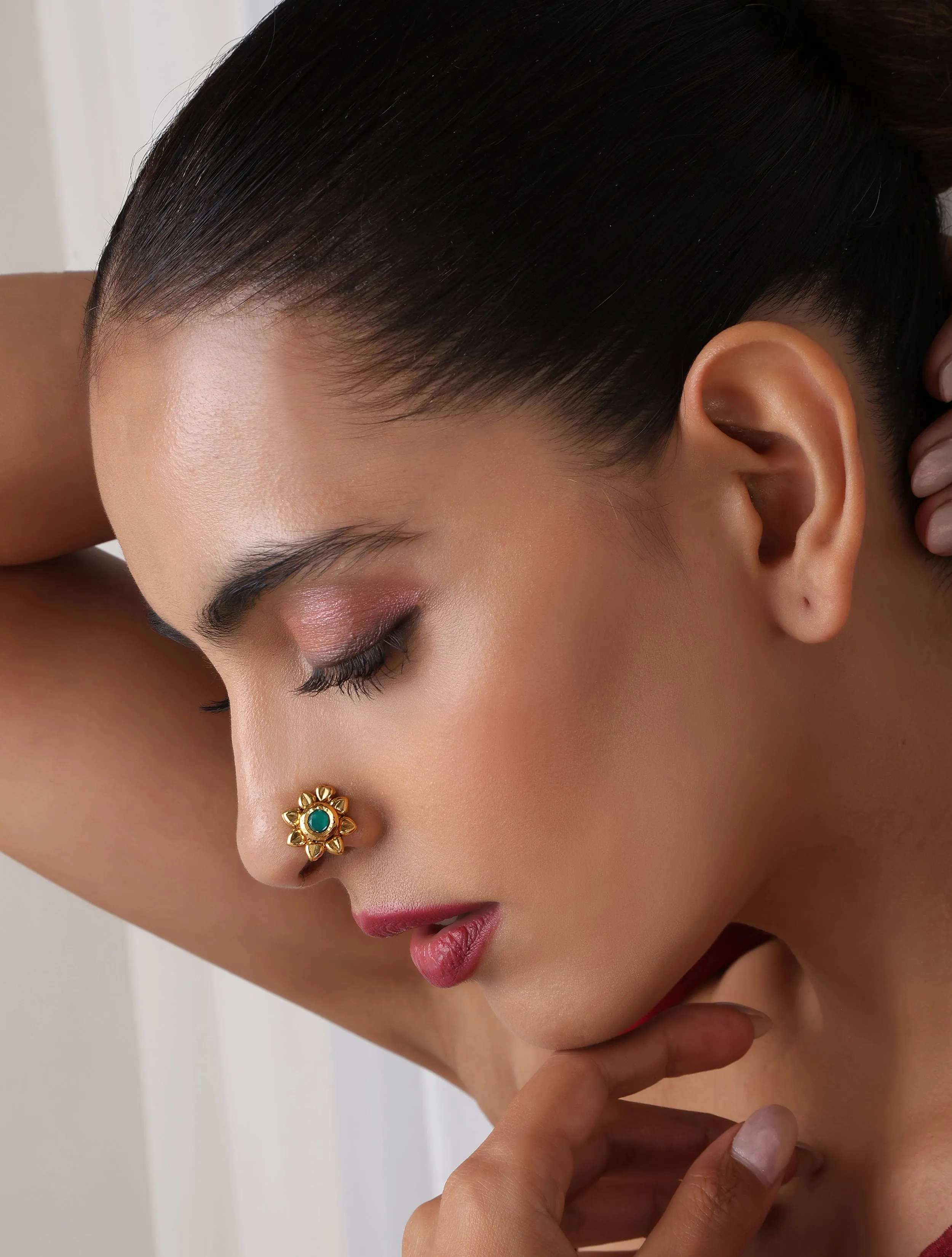 Green Color Kundan Nose Pin