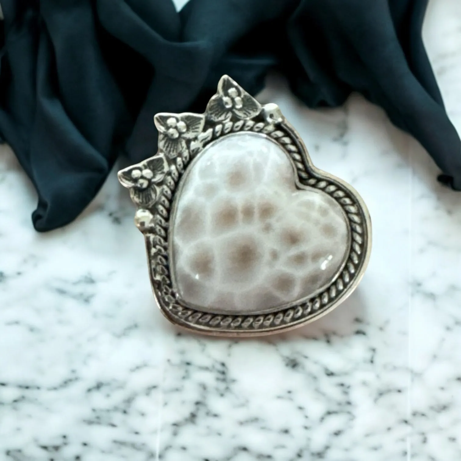 HEART Natrolite Solid 925 Sterling Silver Ring 9.5