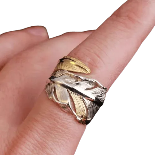 Horizon Blue Wide Feather Ring/Point Gold