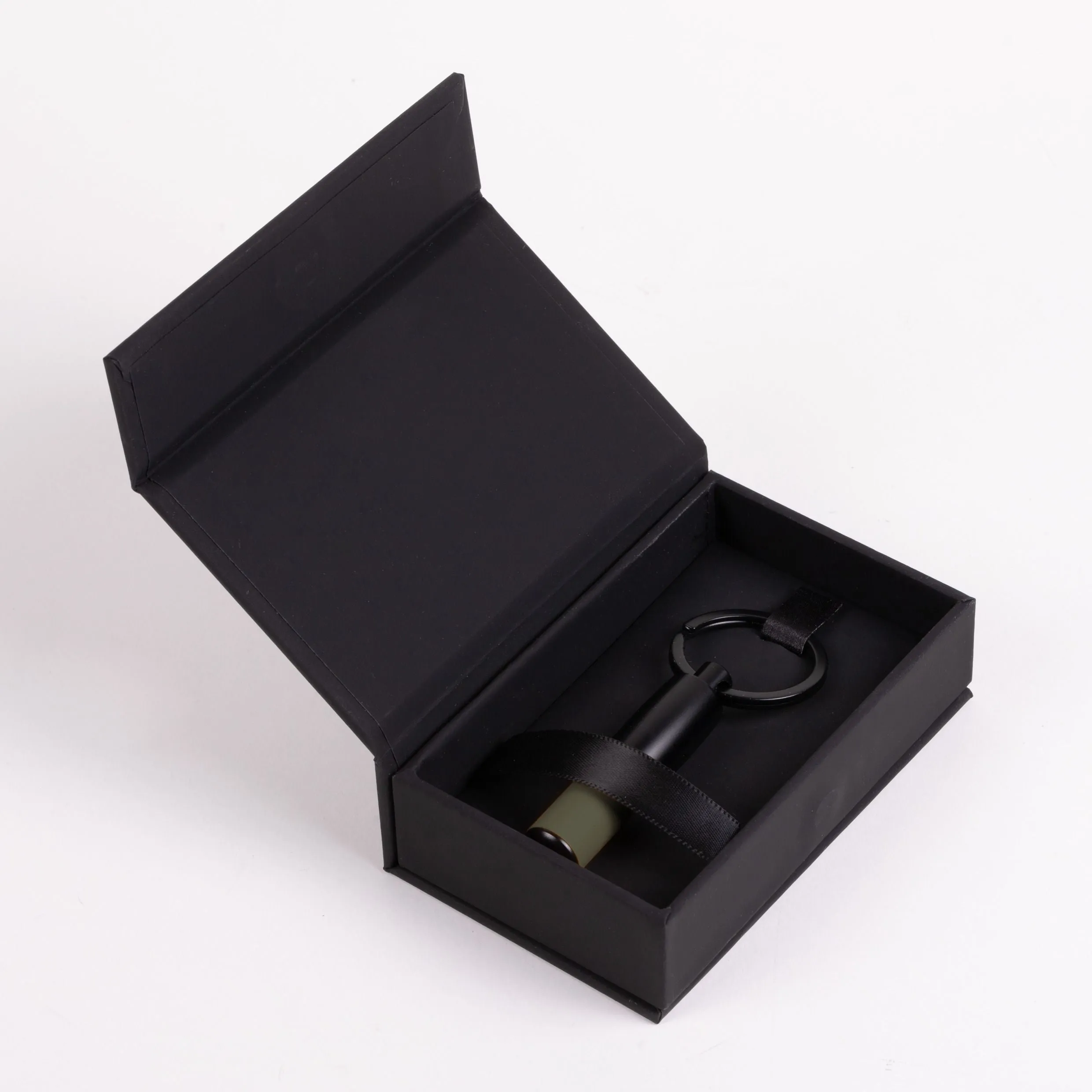 HUGO BOSS HAK007T-Key ring Gear Matrix Khaki
