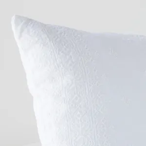 Ines Accent Throw Pillow