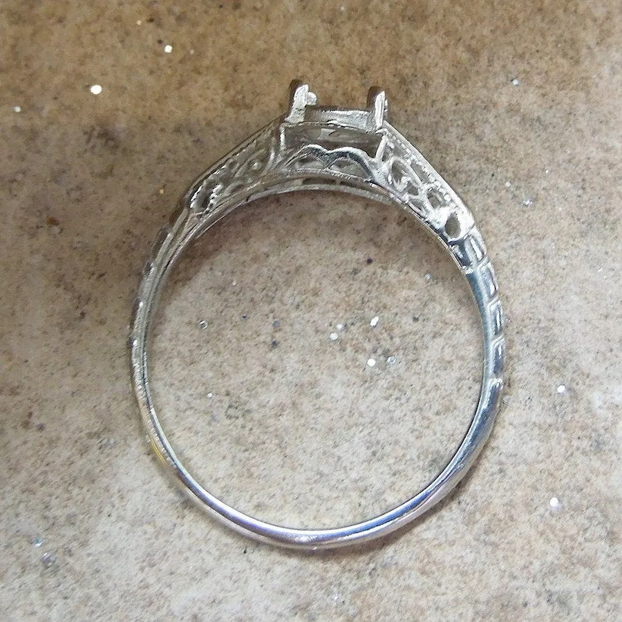 MOUNTING ONLY: Petite Engraved Ring Mounting in White or Yellow Gold - 4 to 4.5mm Stone