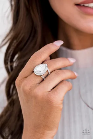 Paparazzi - BLINGing Down The House - White Rhinestone Ring