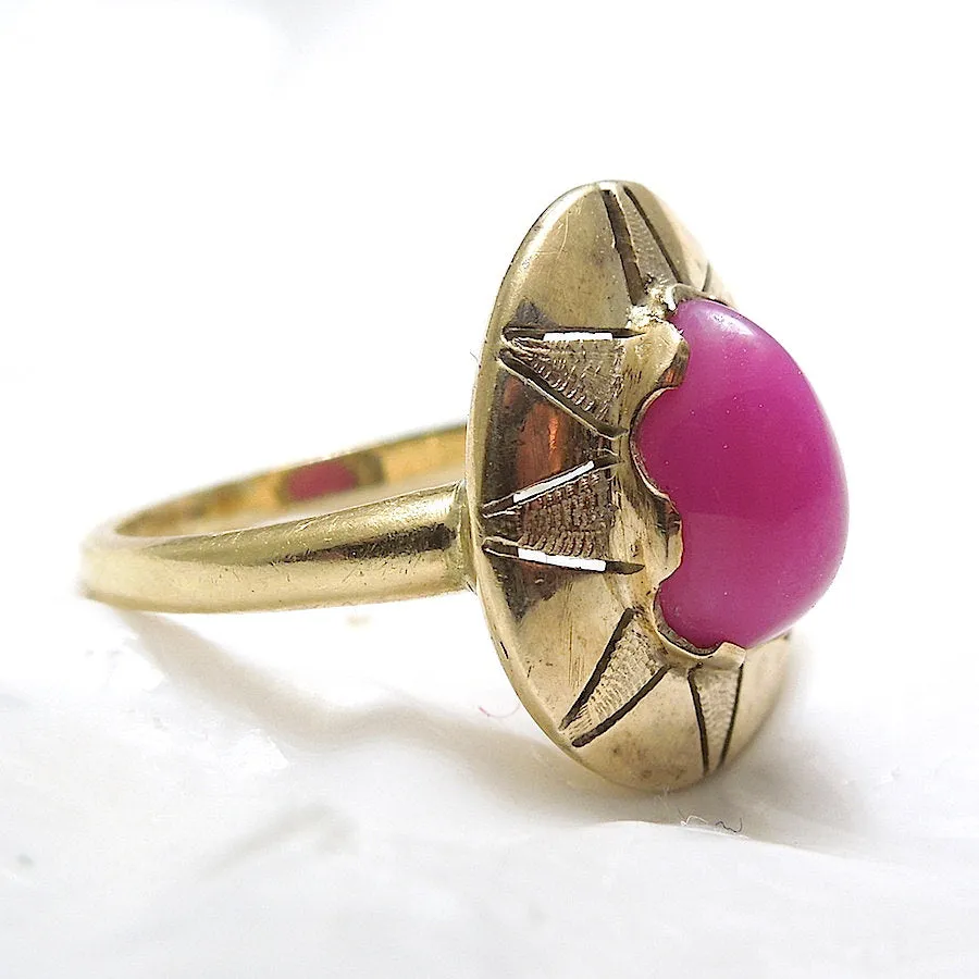 Pear Shaped Star Ruby Ring in Yellow Gold