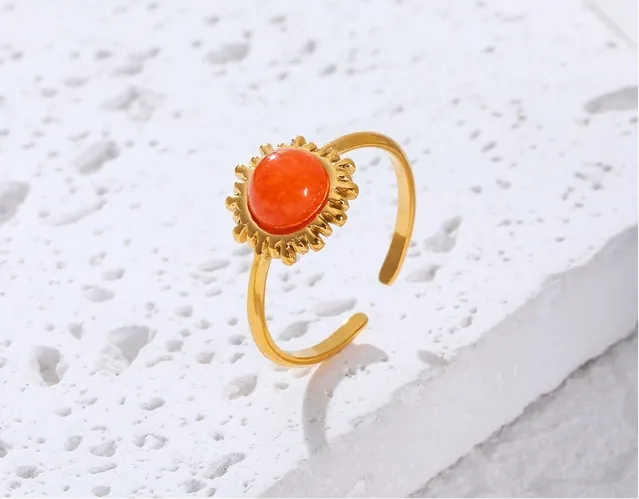 Retro Lucy Orange Natural Stone Golden Ring
