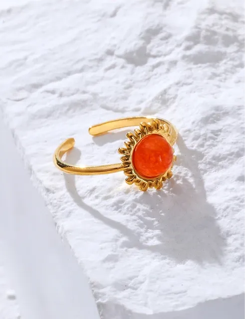 Retro Lucy Orange Natural Stone Golden Ring