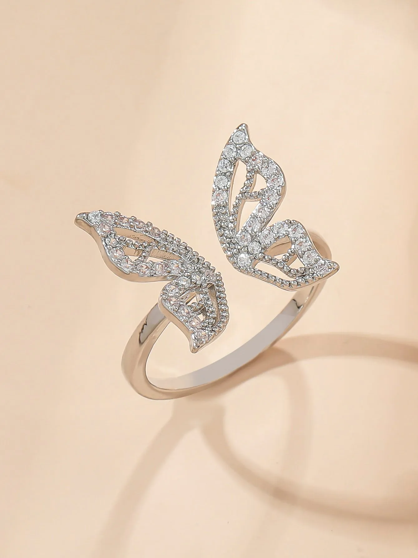 Rhinestone Butterfly Decor Cuff Ring - Silver