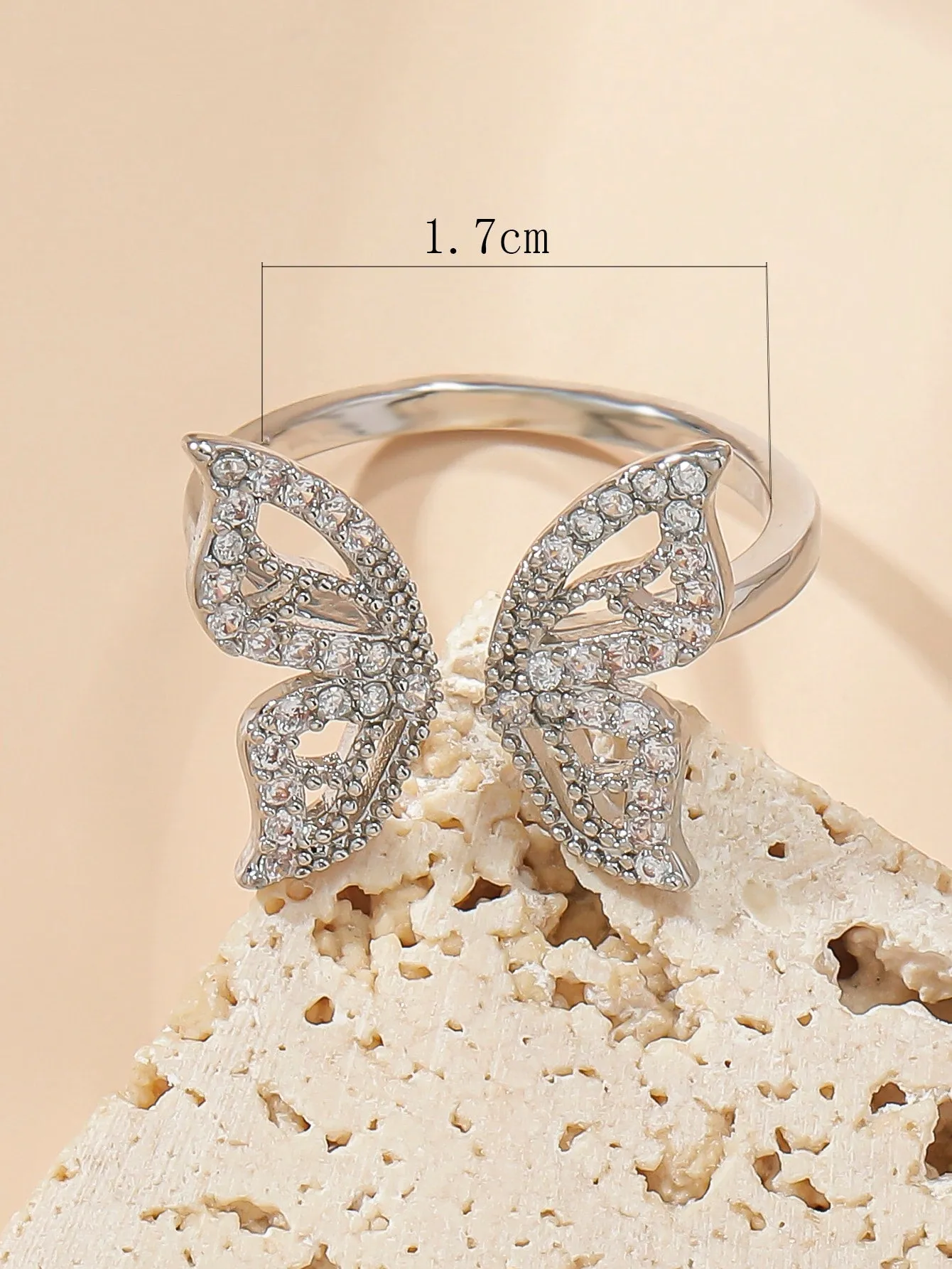 Rhinestone Butterfly Decor Cuff Ring - Silver