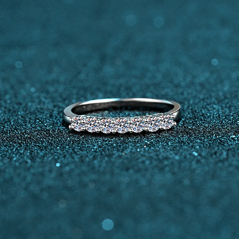Round Cut Moissanite Diamond 7-Stone Ring