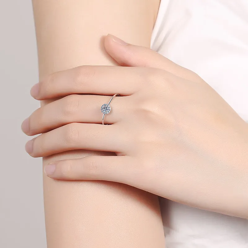Round Cut Moissanite Diamond Halo Classis Ring