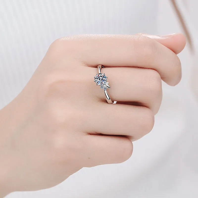 Round Cut Moissanite Diamond Simple Classis Ring
