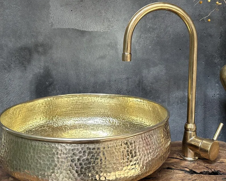 Round Hammered Brass Bathroom Sink – Elegant Round Vessel Vanity Sink