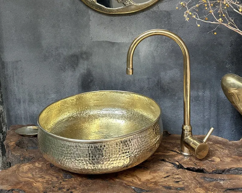 Round Hammered Brass Bathroom Sink – Elegant Round Vessel Vanity Sink