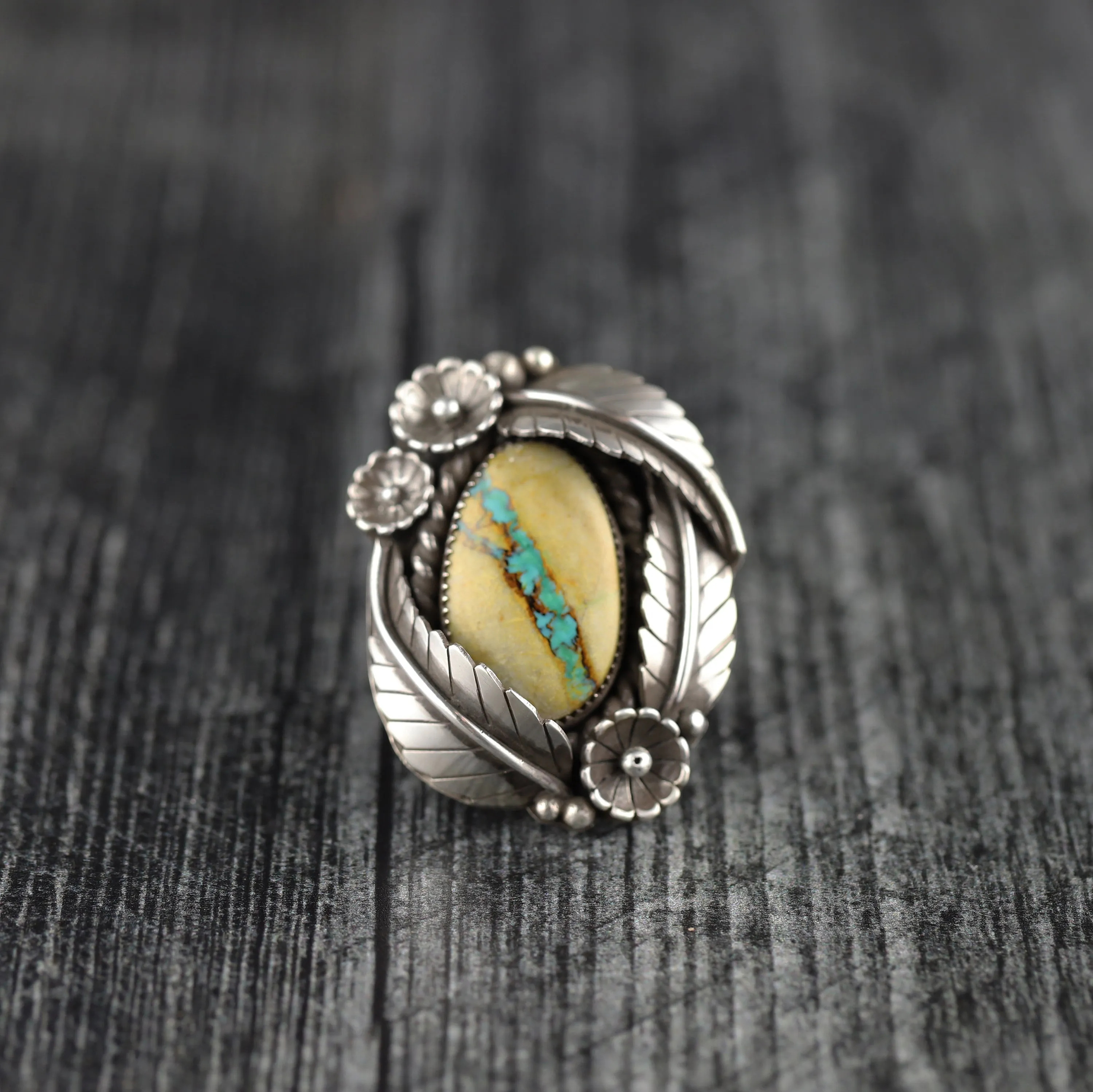 Royston Ribbon Flora Ring