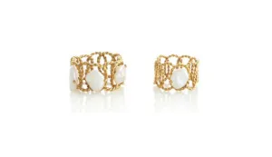 SET OF TWO WIRE LINK RINGS WITH PEARL