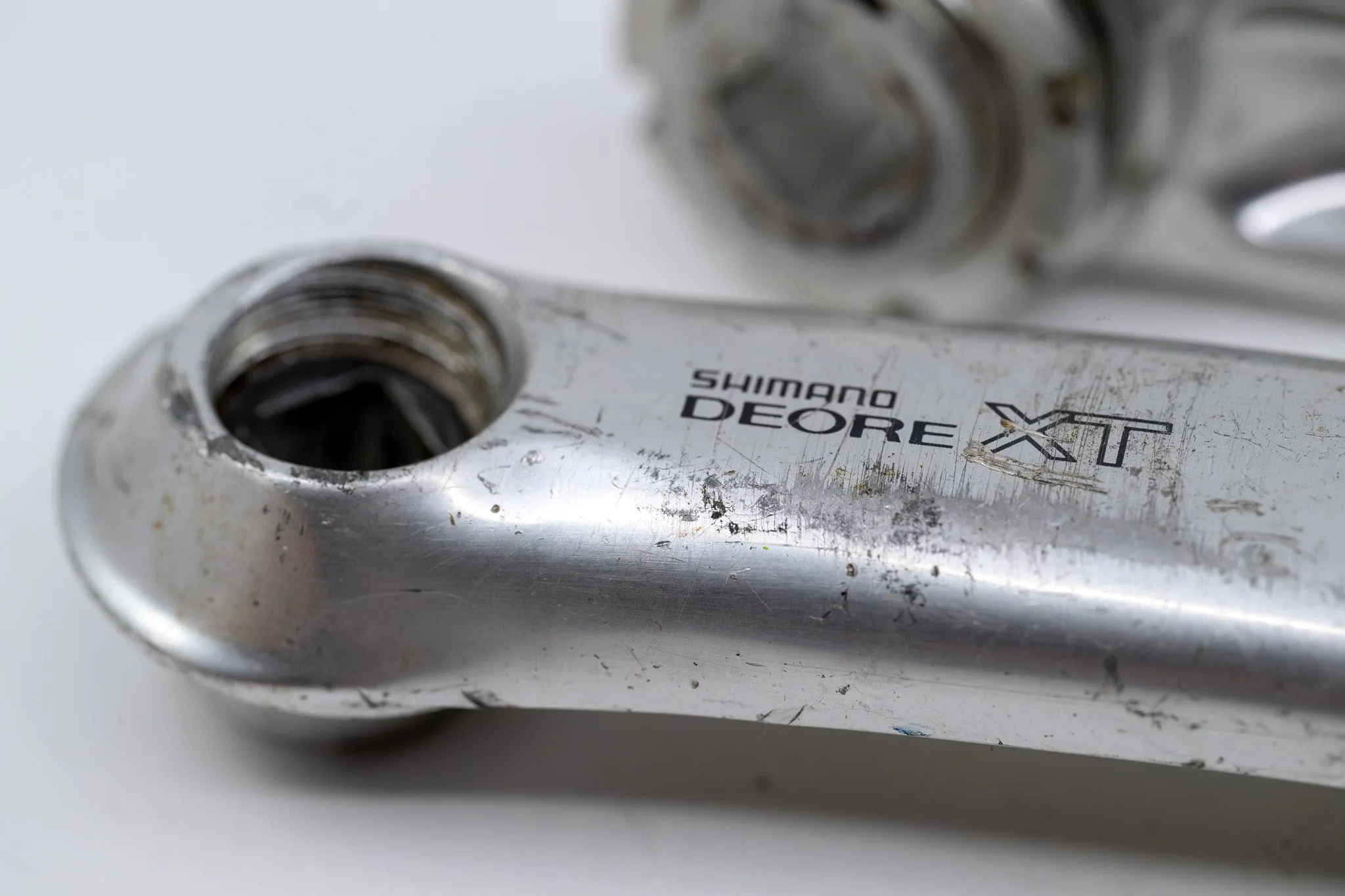 shimano fc-m739 deore xt crankset no chain rings