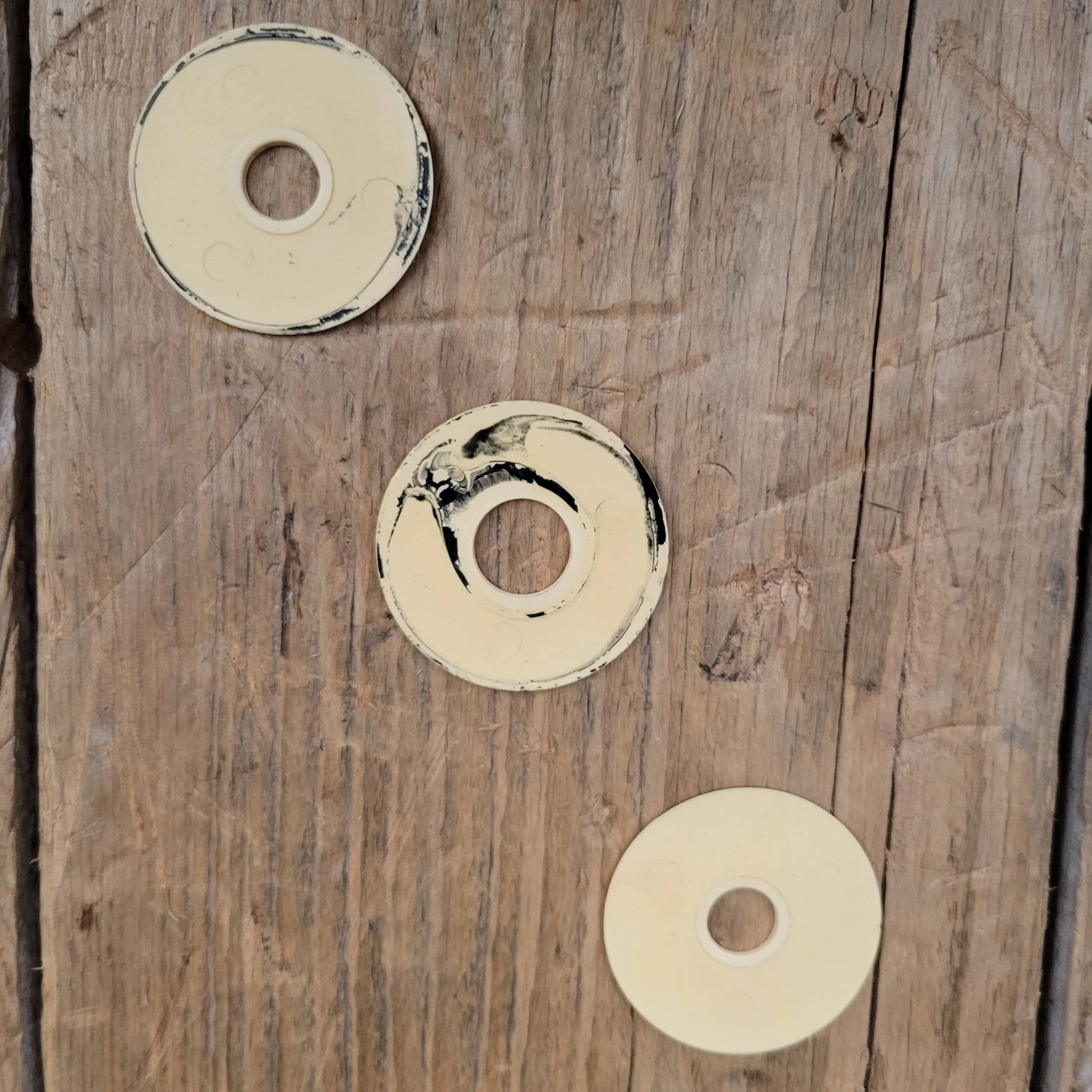 SOLD - Gibson Les Paul Signature Control and Pickup Switch Rings 1970's