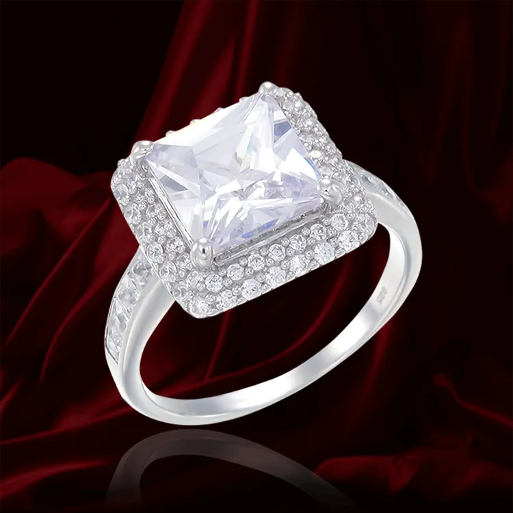 Sparkling Cushion Cut Setting Ring