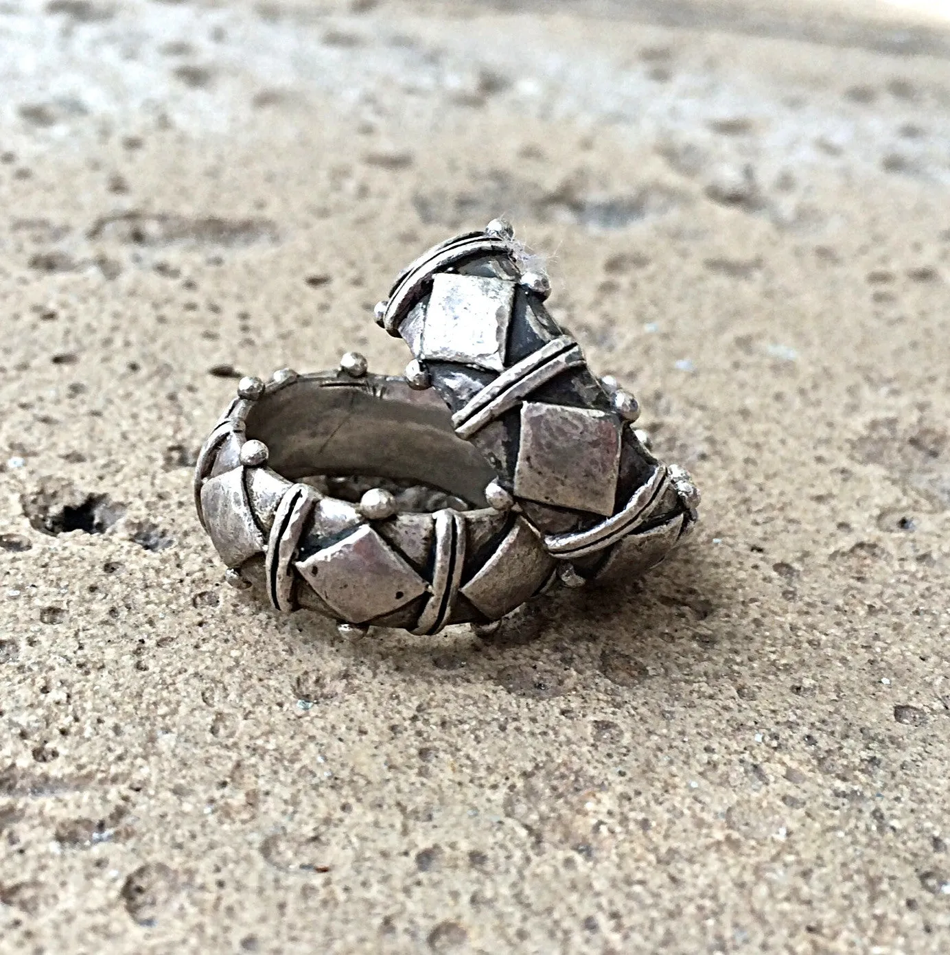 Sterling Silver Shakti Mid Band