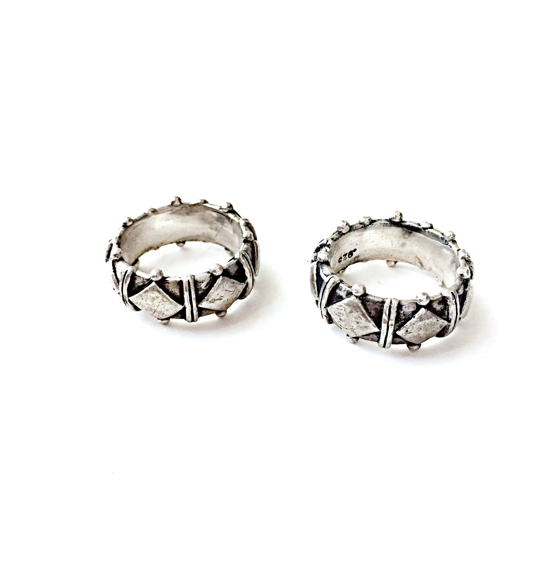 Sterling Silver Shakti Mid Band