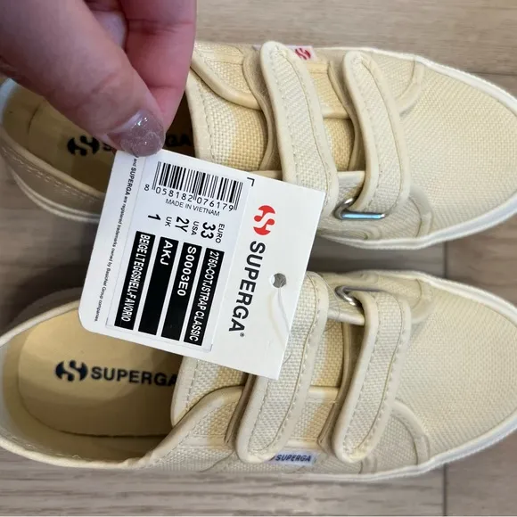 Superga Kids' 2750 Classic Sneaker Size 2Y - NEW