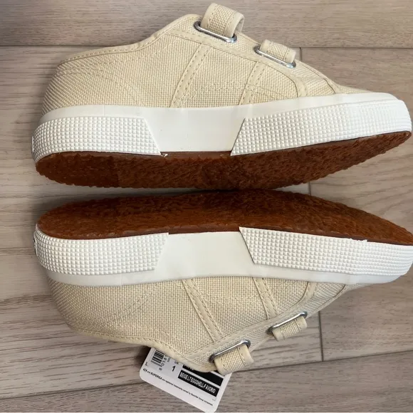 Superga Kids' 2750 Classic Sneaker Size 2Y - NEW