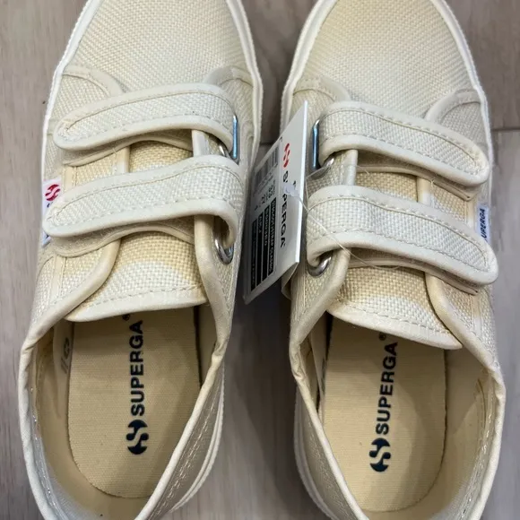 Superga Kids' 2750 Classic Sneaker Size 2Y - NEW