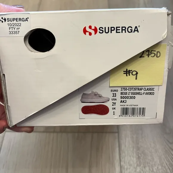 Superga Kids' 2750 Classic Sneaker Size 2Y - NEW