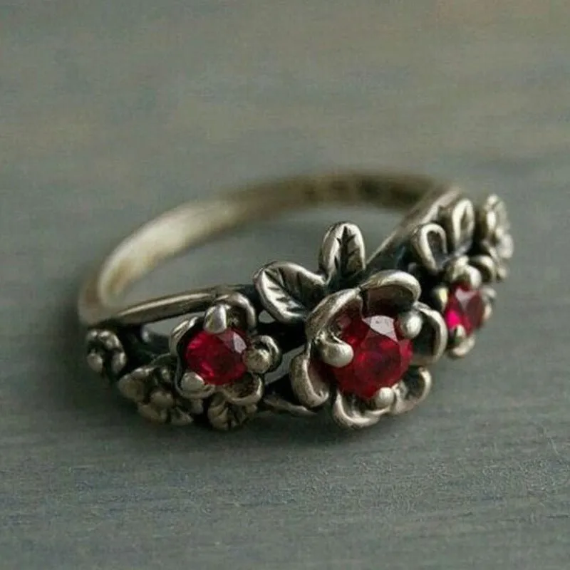 Vintage Bohemian Flower Red Ruby Ring for Women Silver Engagement Jewelry